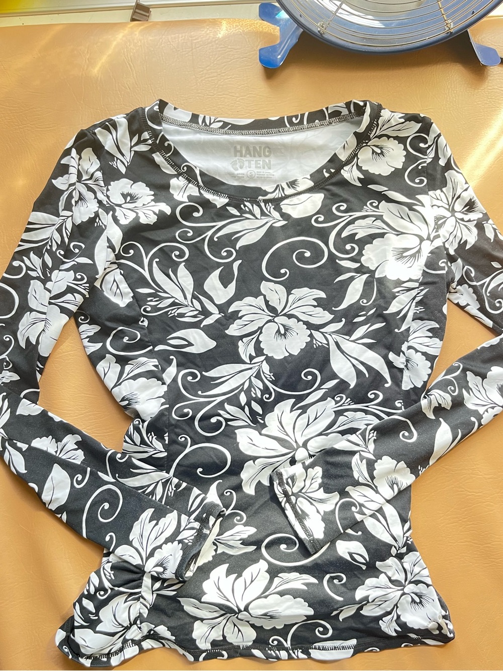 Hang Ten long sleeve rash guard with zipper pocket